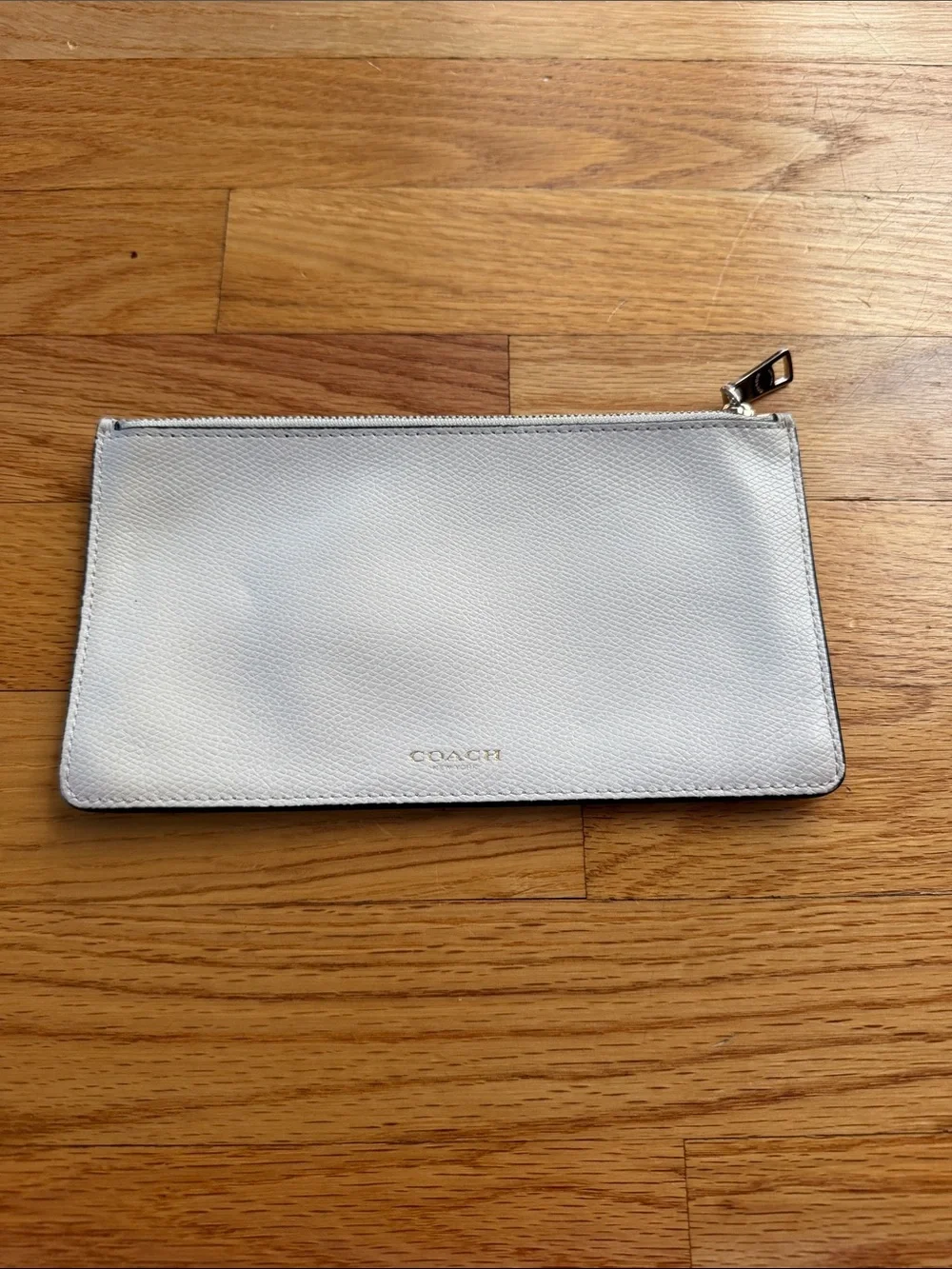 Coach White Leather Zip Wristlet Clutch